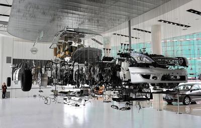 新版《報(bào)廢機(jī)動(dòng)車回收管理辦法》施行前，網(wǎng)友七問萬億級奶酪如何分切 聚焦機(jī)動(dòng)車部件回收